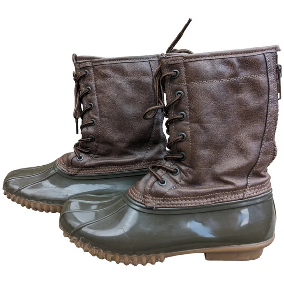Madden Girl Duck Boot Flurry Woman's Size 8.5 Olive Green Rubber Brown Leather - Picture 1 of 6